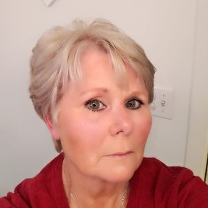 Meet your Posher, Cyndie